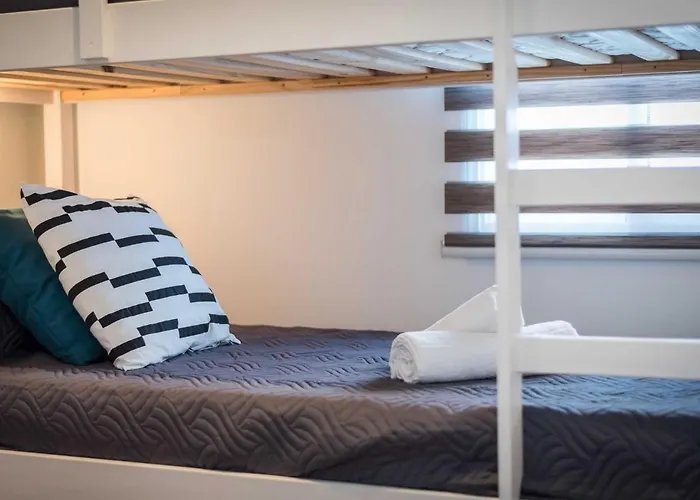 La Casita Del Naranjo Con Piscina Independiente